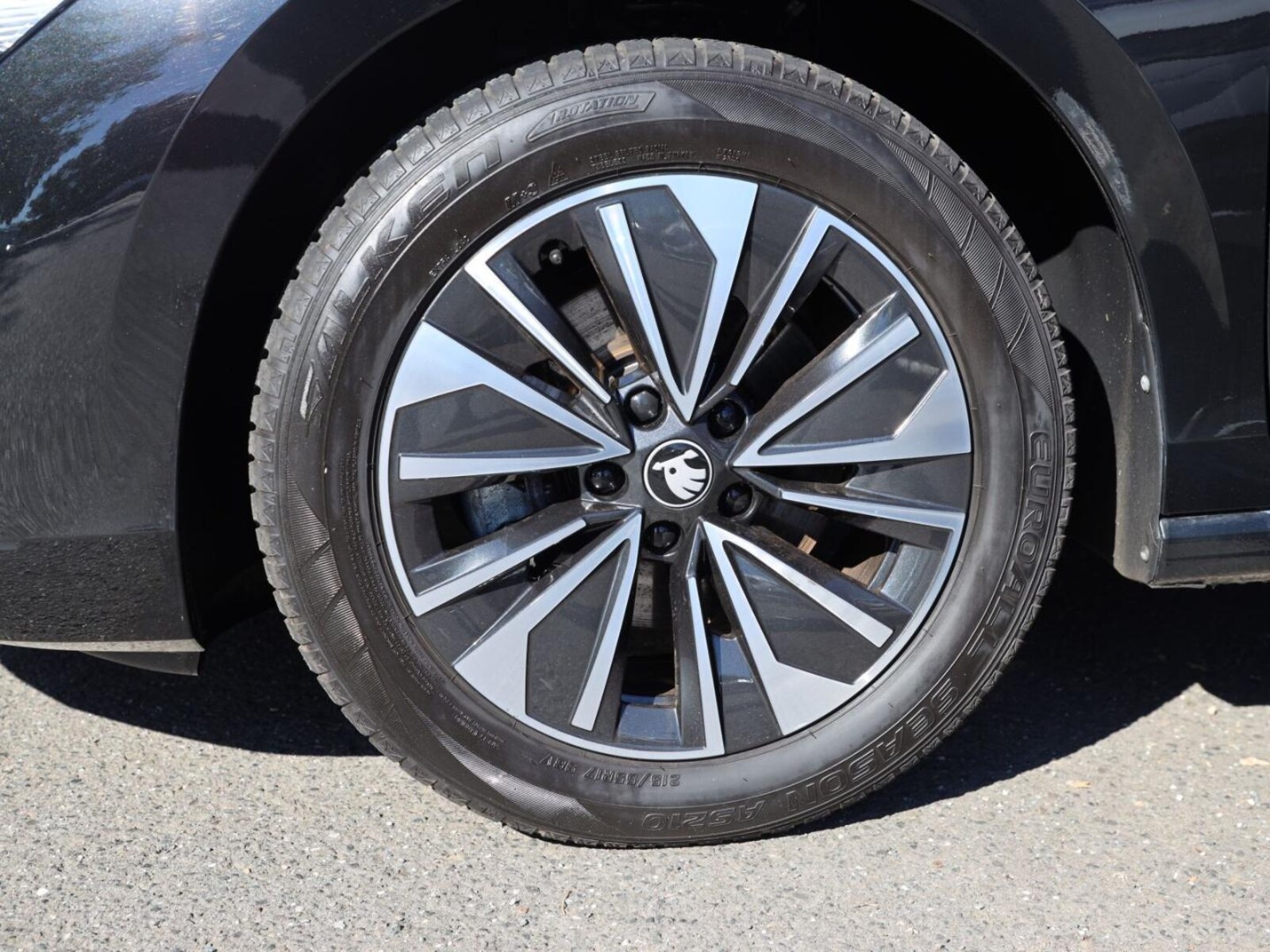 Škoda Superb Combi – Bild 9