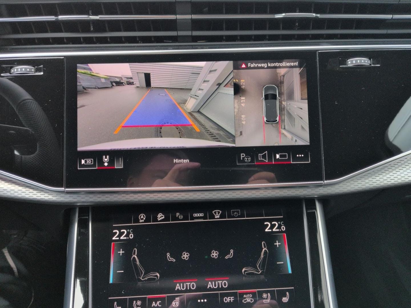 Bild über Audi Q7 SUV S line 50 TDI quattro tiptronic - für weitere Informationen kontaktieren Sie den Audi Partner