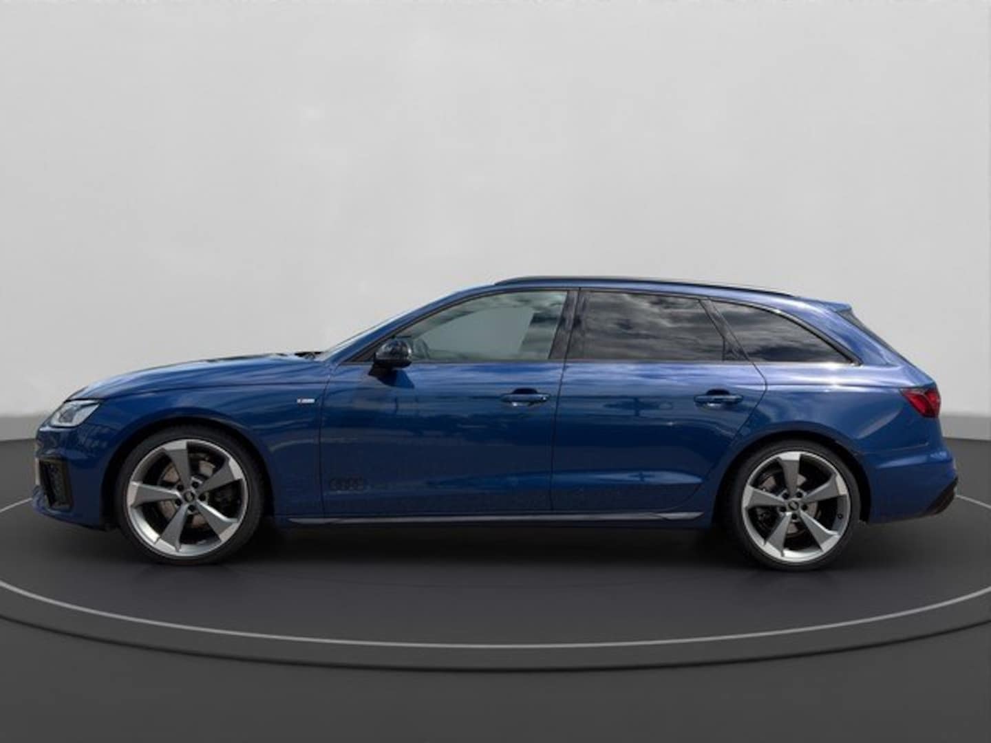 Bild über Audi A4 Avant S line 35 TFSI S tronic - für weitere Informationen kontaktieren Sie den Audi Partner
