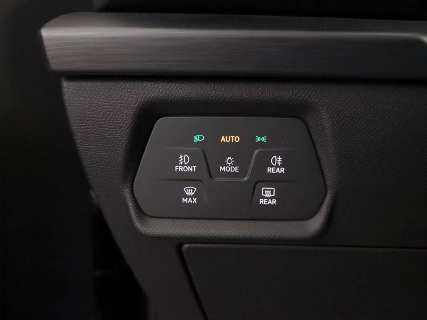 CUPRA Leon León 1.5 TSI e-Hybrid DSG 150 kW (204 CV) — photo 10