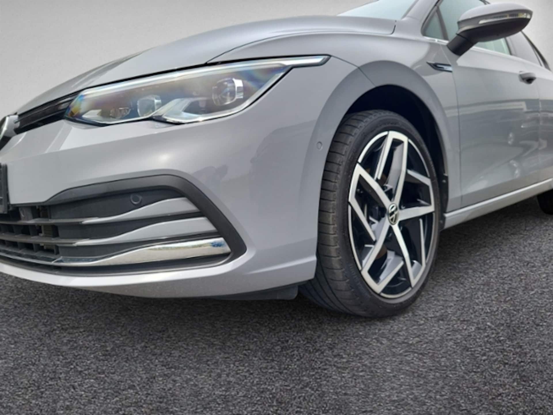 Volkswagen Golf Style