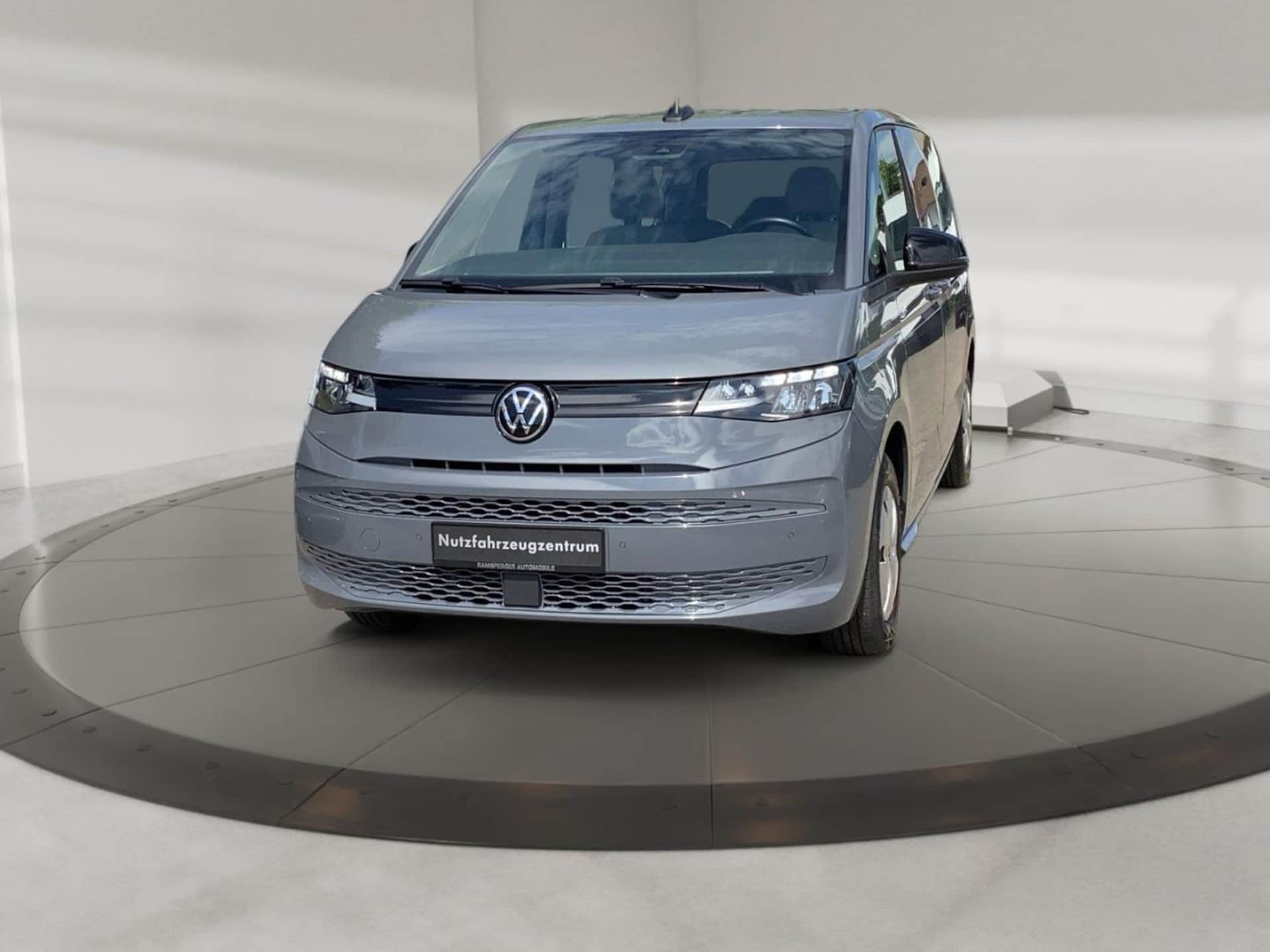 Volkswagen Multivan Basis-Modell