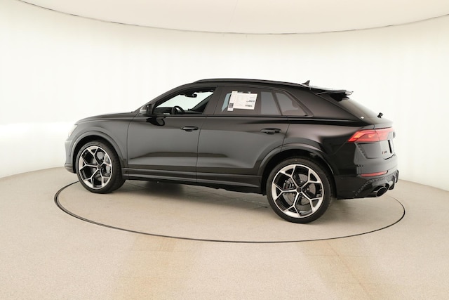 2026 Audi RS Q8 SUV performance