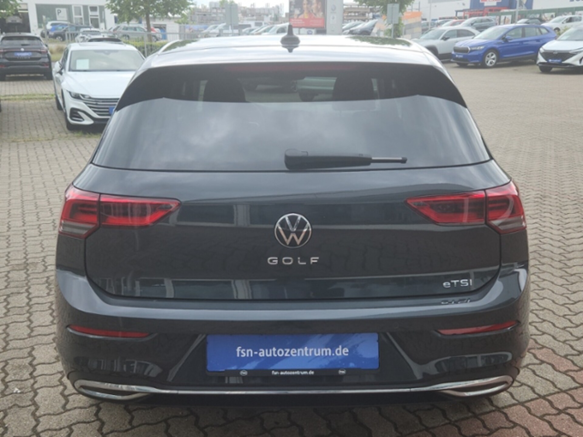 Volkswagen Golf Style