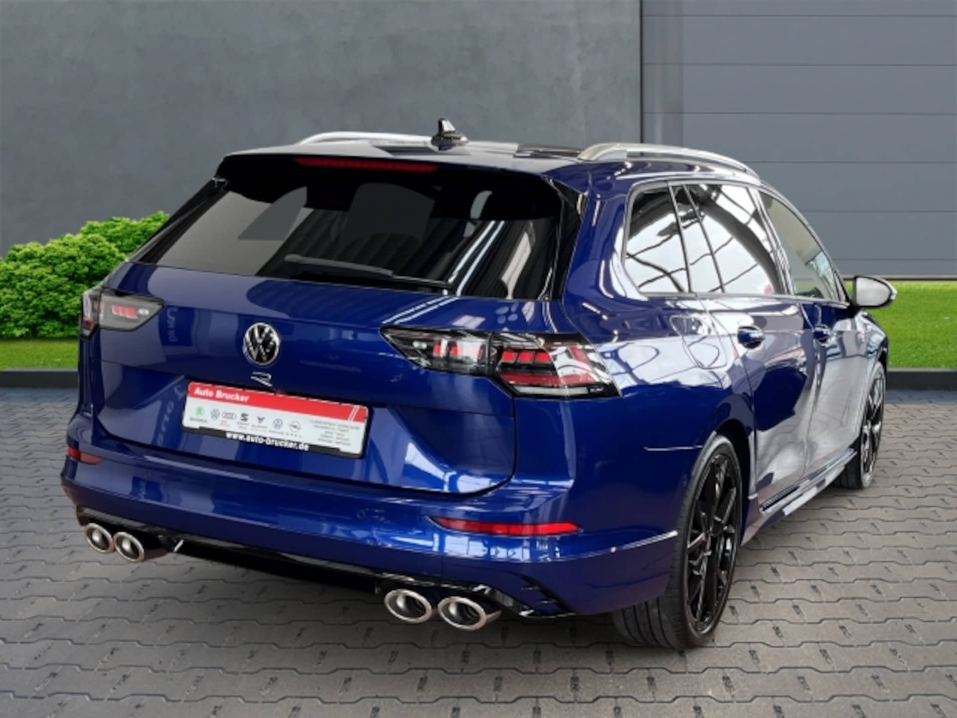 Volkswagen Golf Variant R