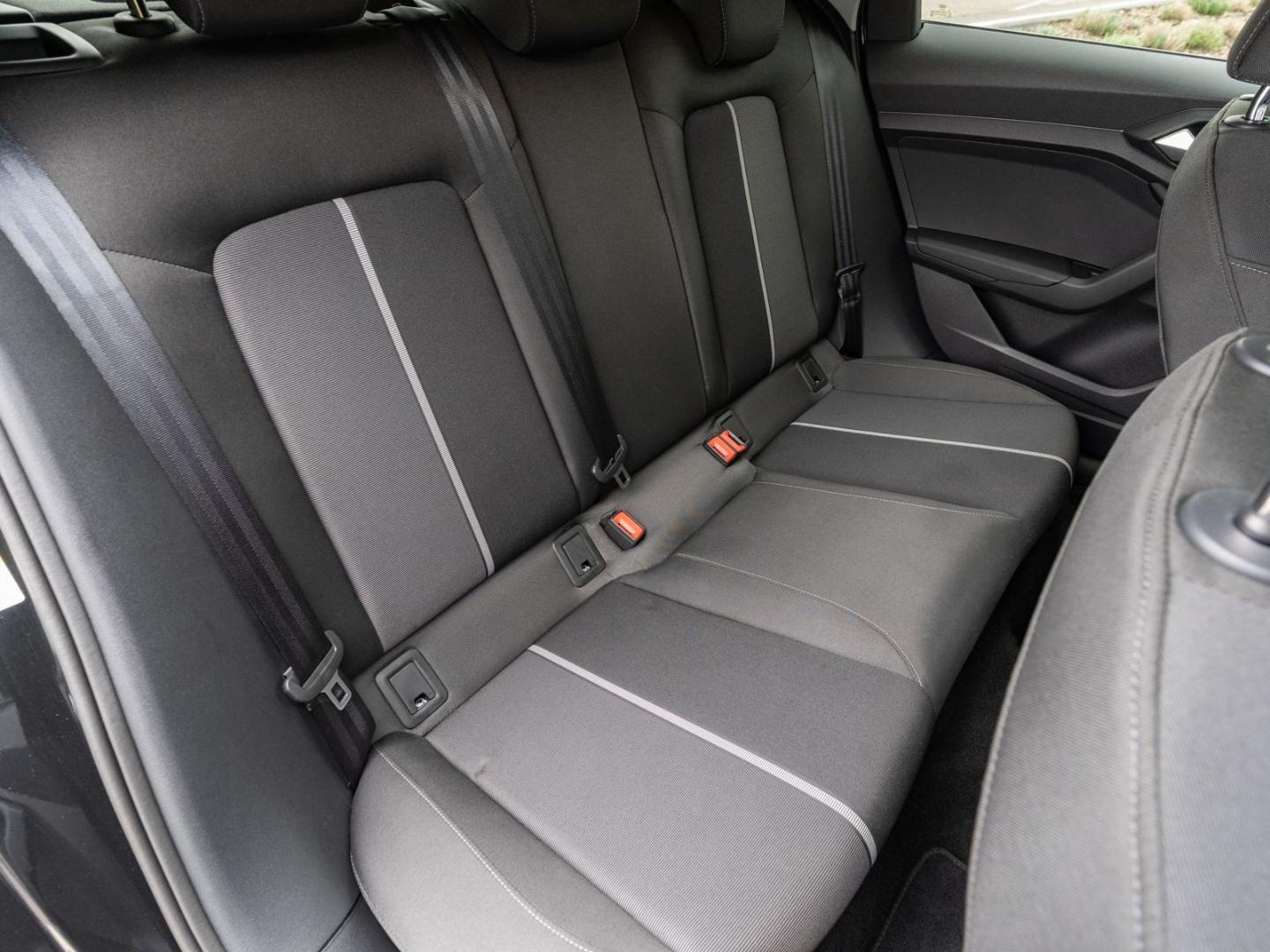 Bild über Audi A1 Sportback advanced 30 TFSI Schaltgetriebe - für weitere Informationen kontaktieren Sie den Audi Partner
