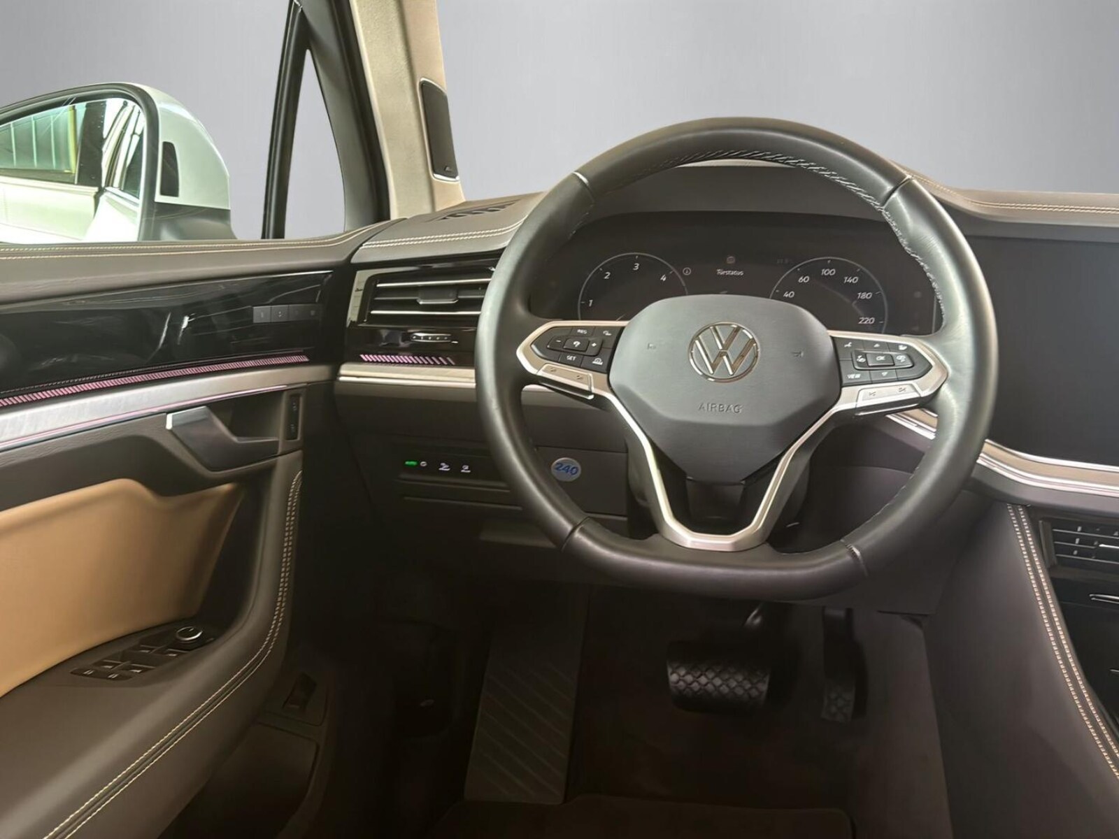Volkswagen Touareg – Bild 12