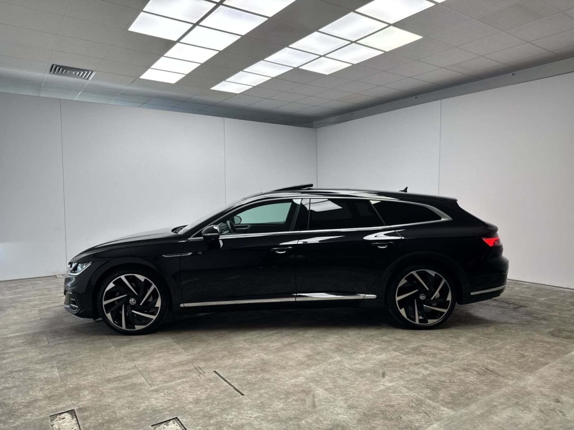 Volkswagen Arteon Shooting Brake R-Line