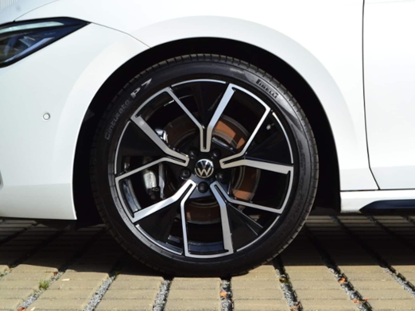 Volkswagen Passat – Bild 6