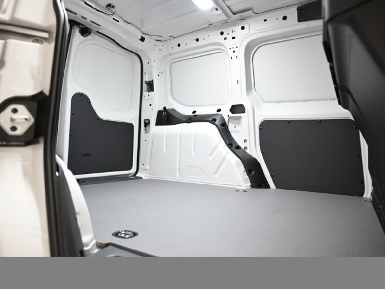 Volkswagen Caddy Cargo – Bild 11
