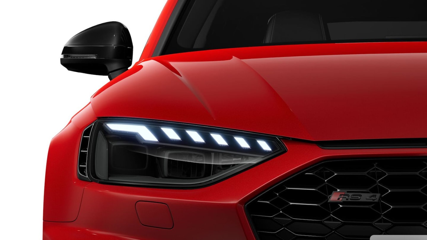 Bild über Audi RS 4 Avant TFSI quattro tiptronic - für weitere Informationen kontaktieren Sie den Audi Partner