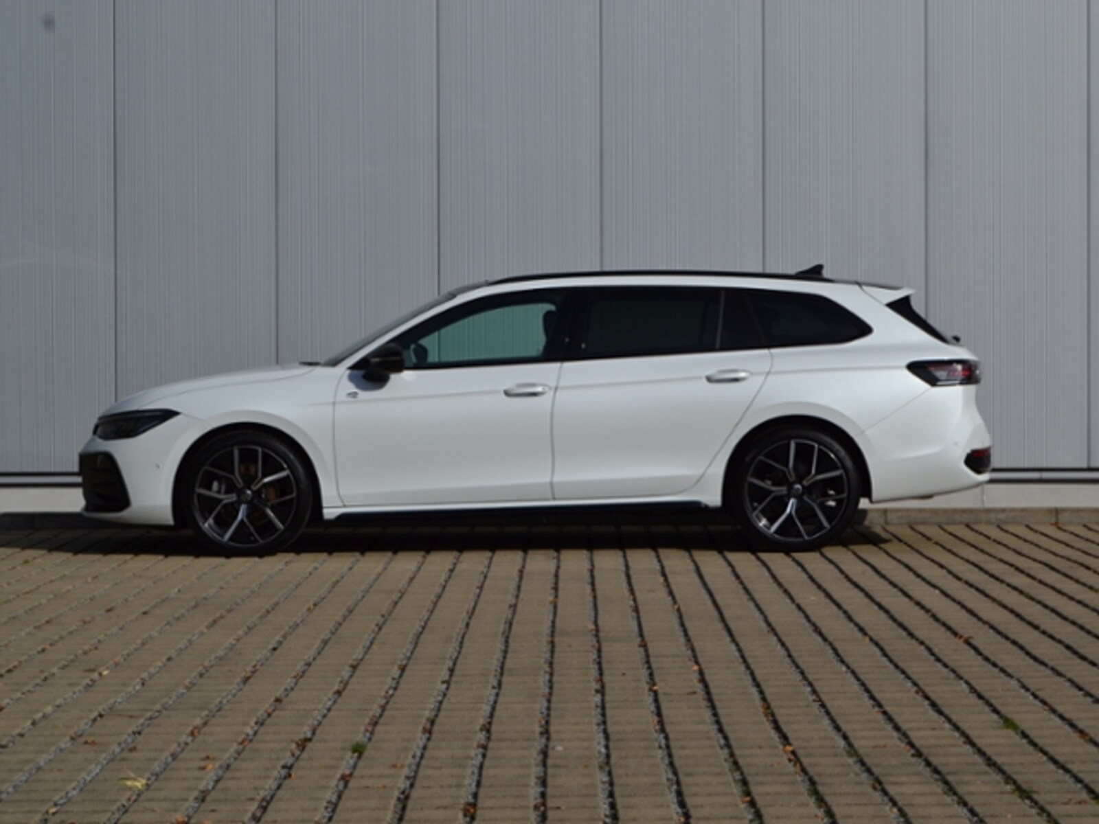 Volkswagen Passat – Bild 7
