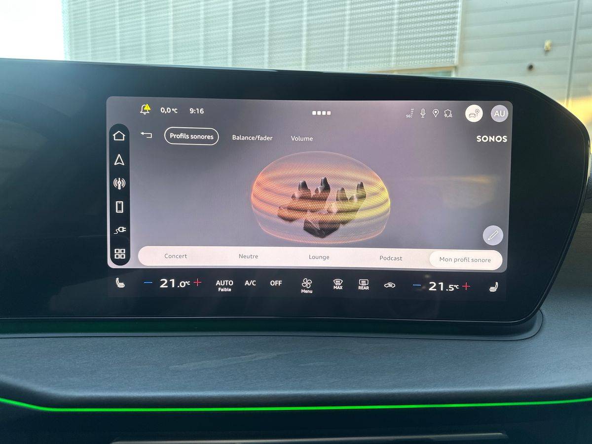 Image about Audi Q3 Sportback e-hybrid Design e-hybrid 272 ch S tronic