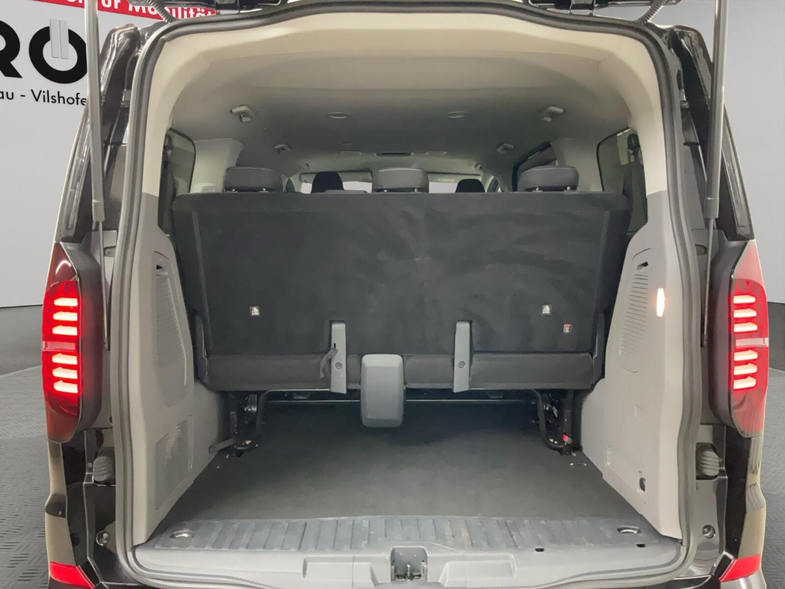 Volkswagen Caravelle – Bild 8