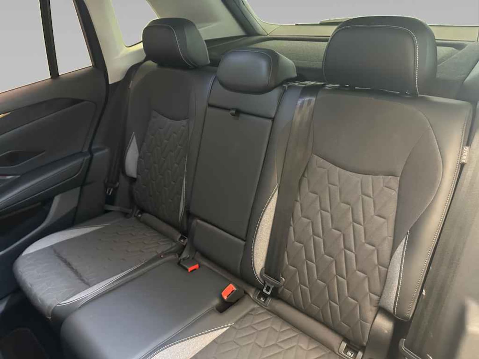 Volkswagen Tiguan – Bild 14