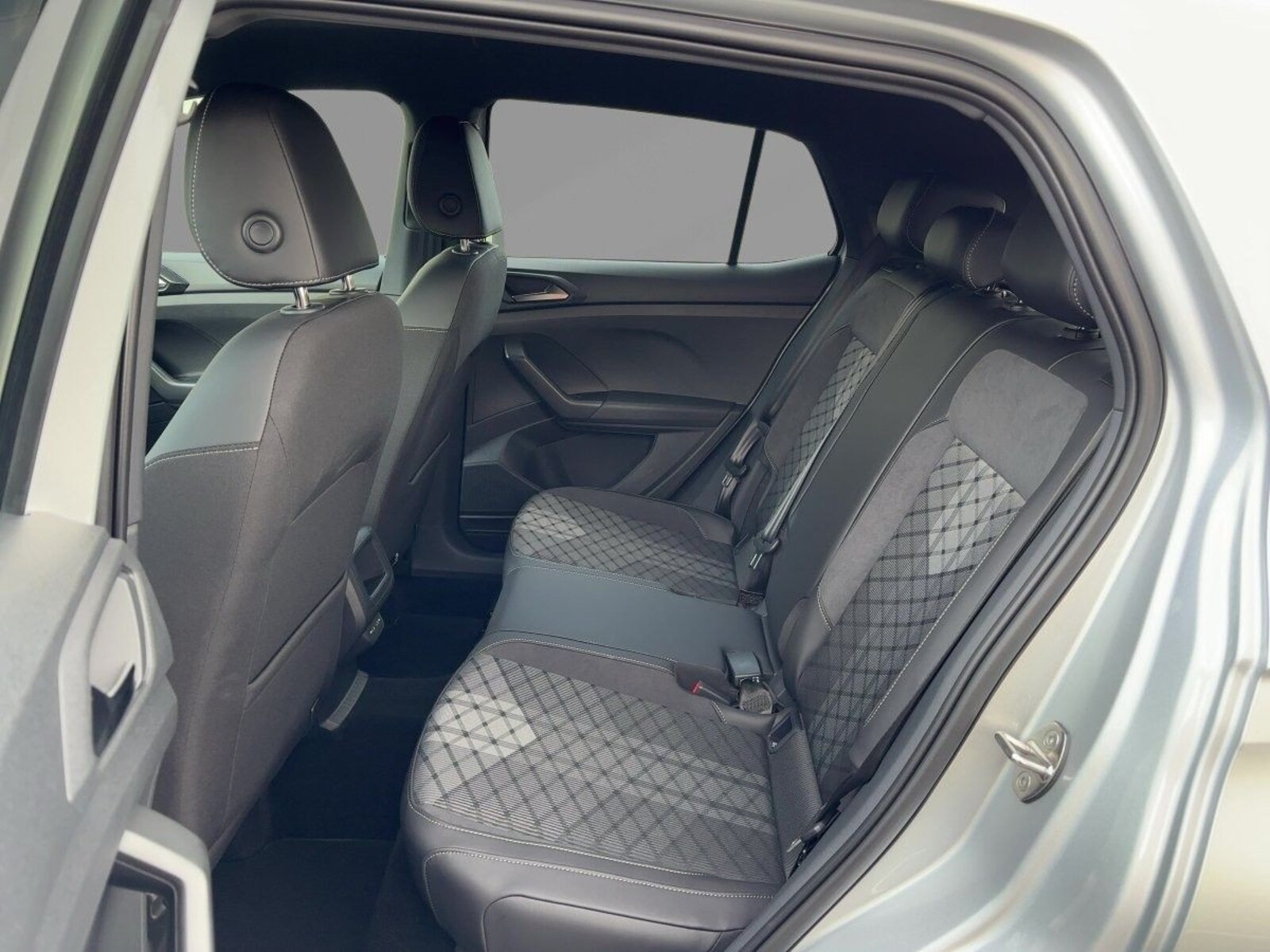 Volkswagen T-Cross – Bild 8