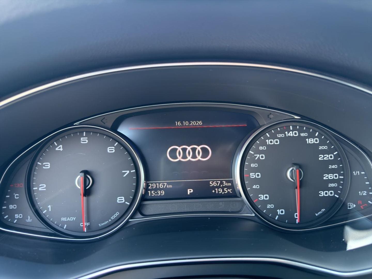 Bild über Audi A6 Avant sport 45 TFSI quattro S tronic - für weitere Informationen kontaktieren Sie den Audi Partner