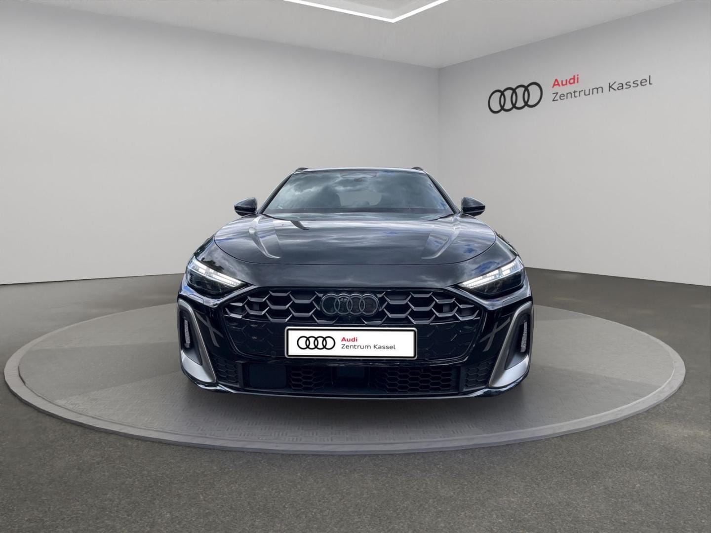 Bild über Audi A5 Avant TDI quattro 150 kW S tronic - für weitere Informationen kontaktieren Sie den Audi Partner