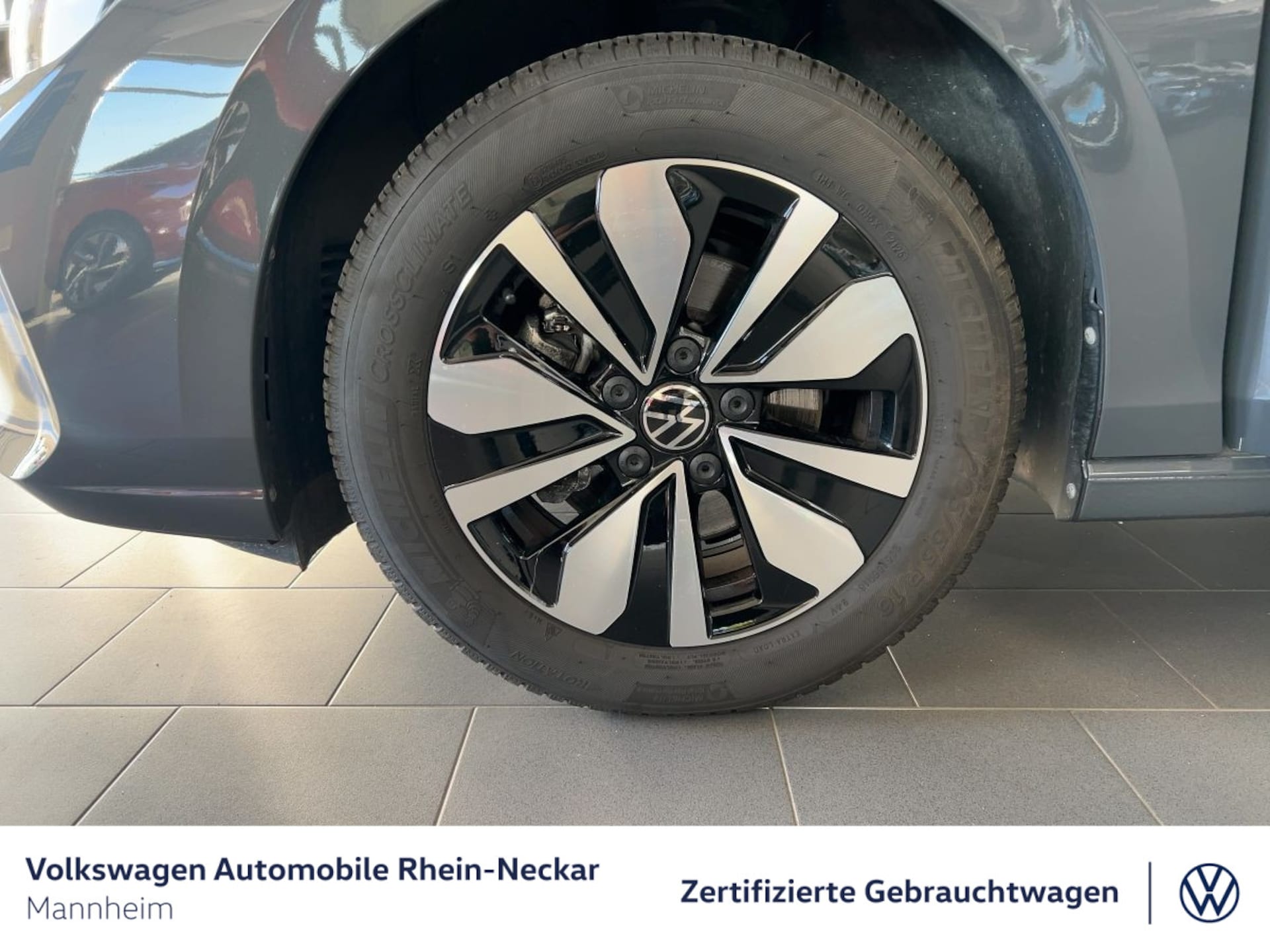 Volkswagen Golf Life