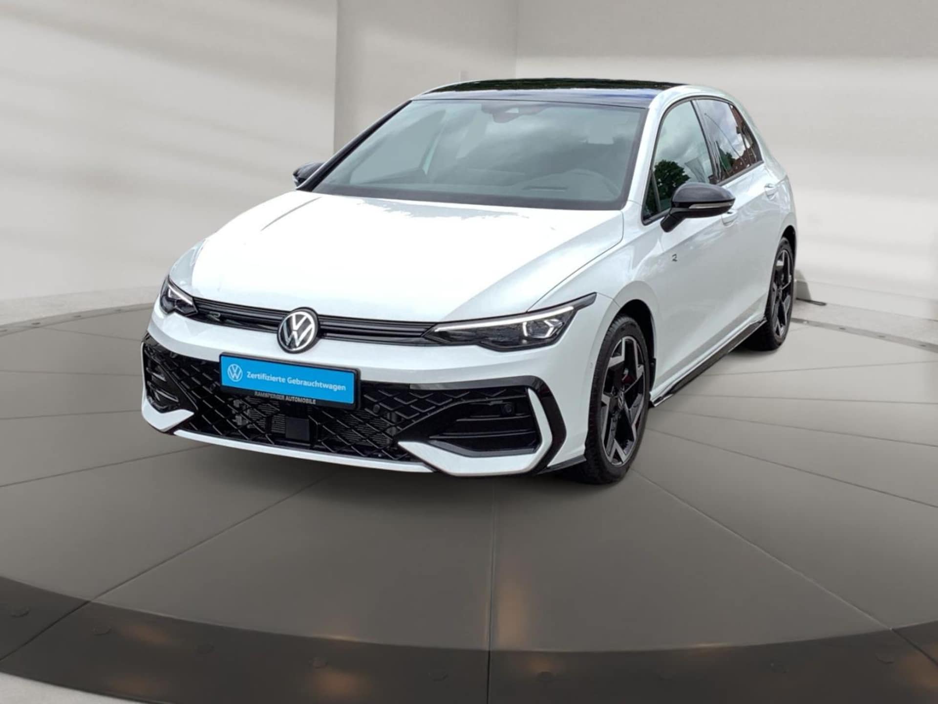 Volkswagen Golf R-Line