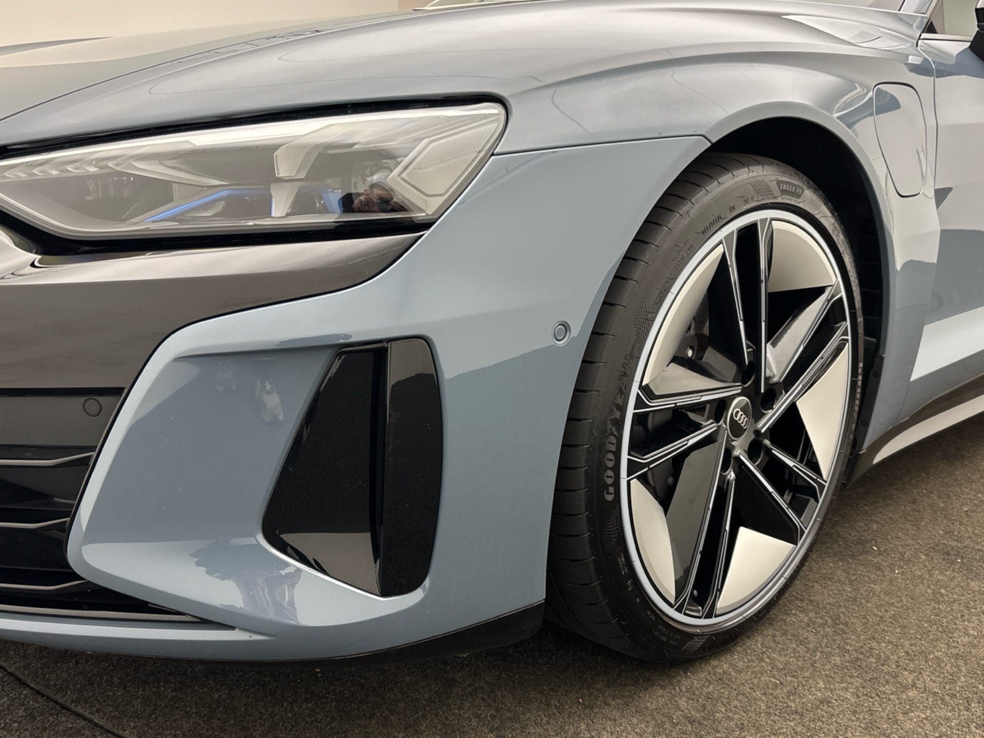 Audi e-tron GT quattro