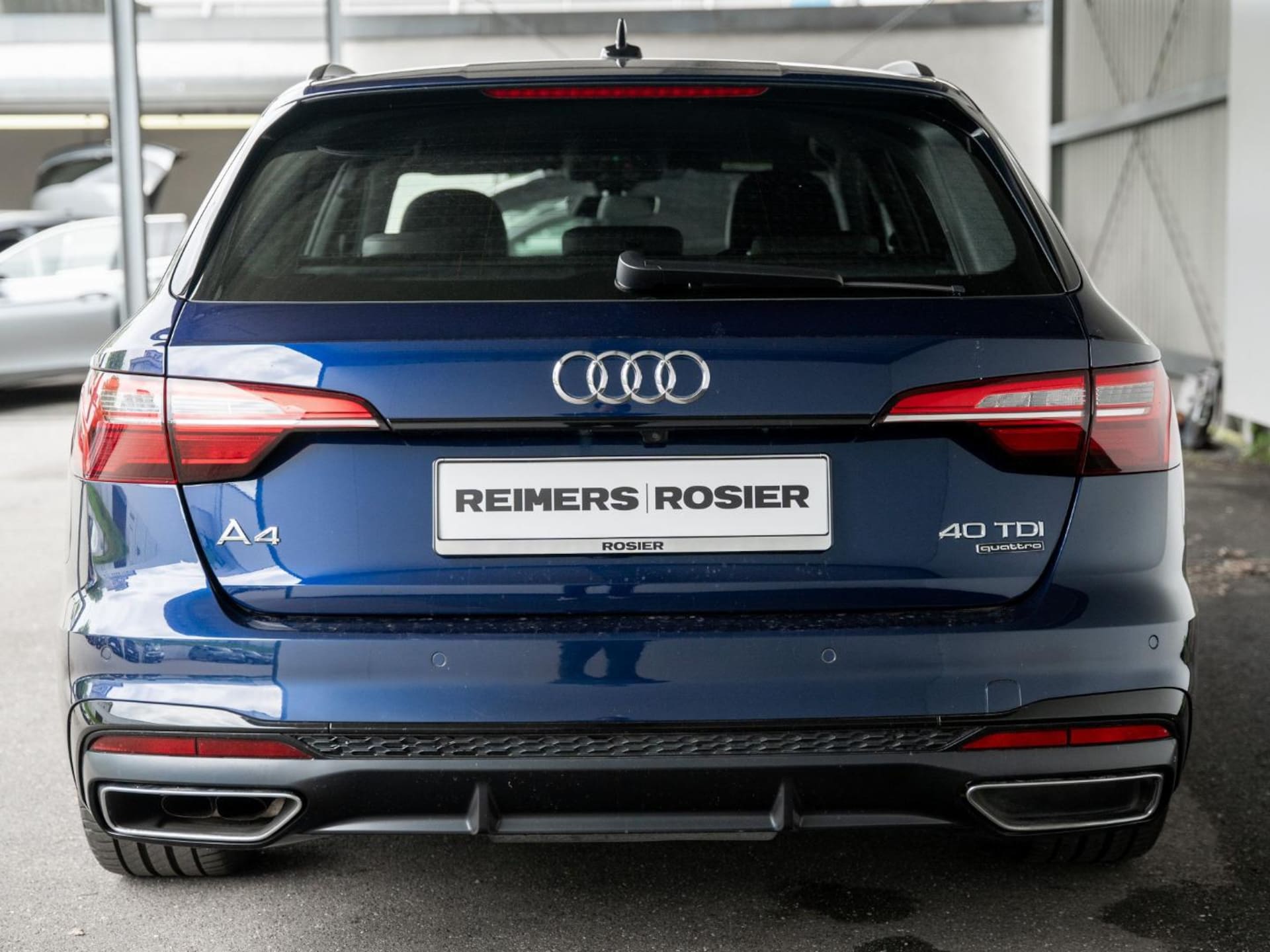 Audi A4 Avant S line