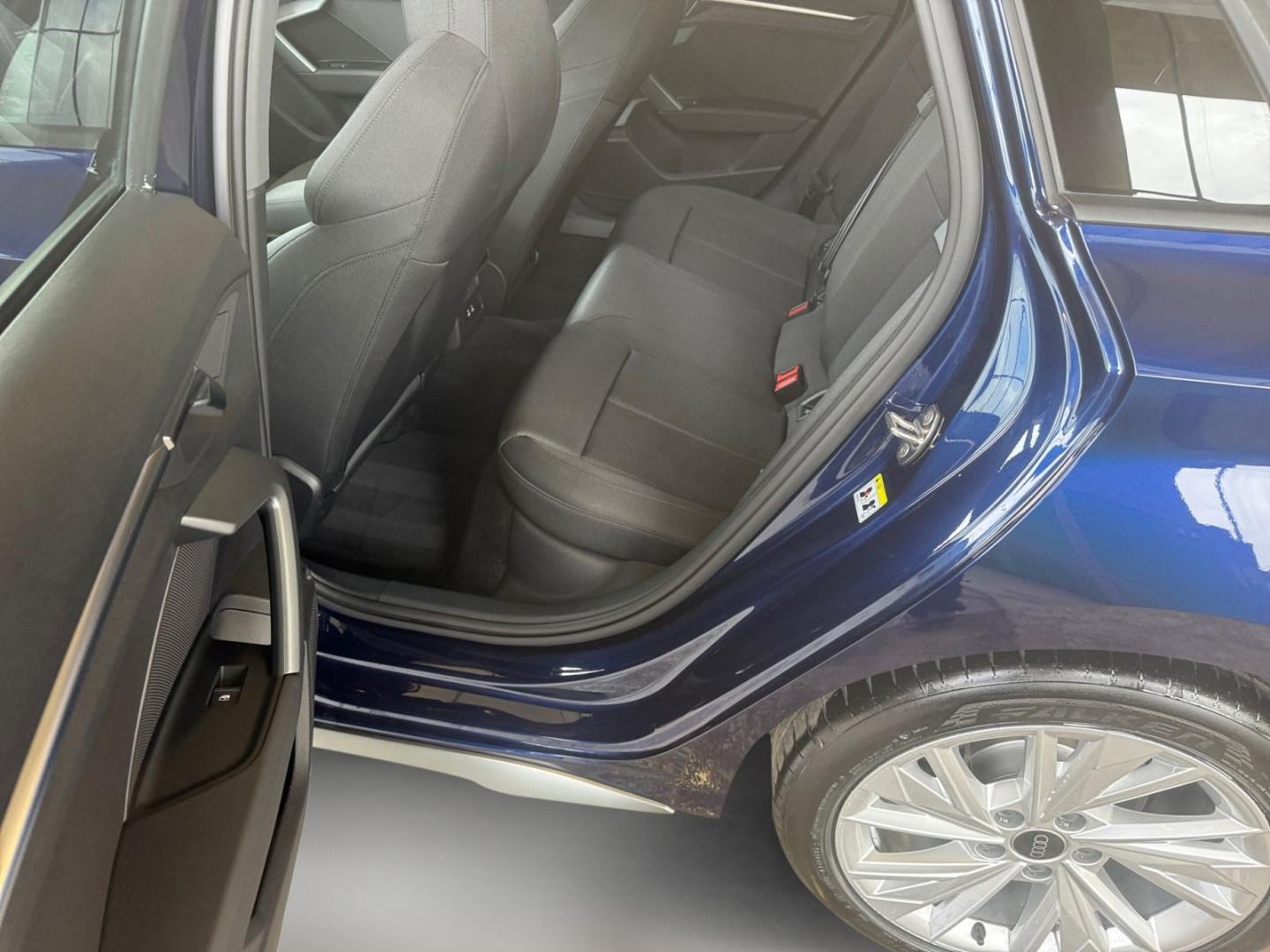 Bild über Audi A3 Sportback TDI S tronic - für weitere Informationen kontaktieren Sie den Audi Partner