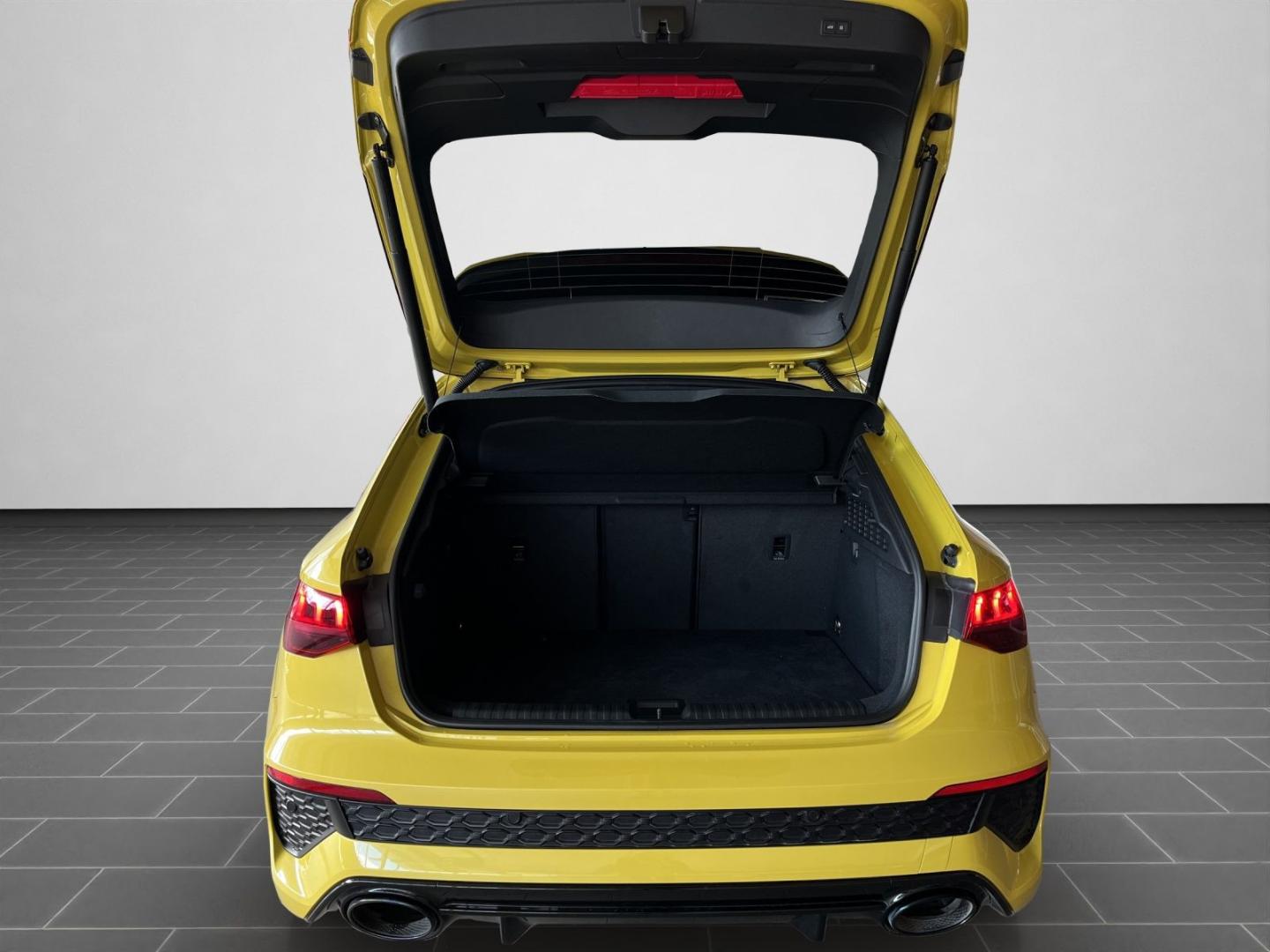 Image about Audi RS 3 Sportback TFSI quattro S tronic