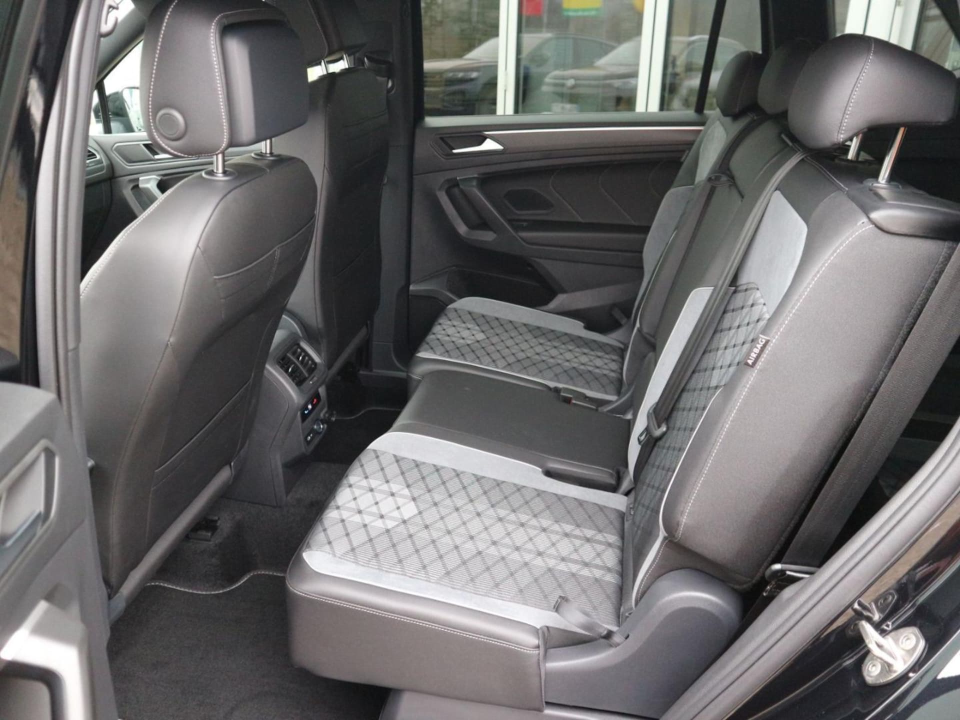 Volkswagen Tiguan Allspace R-Line