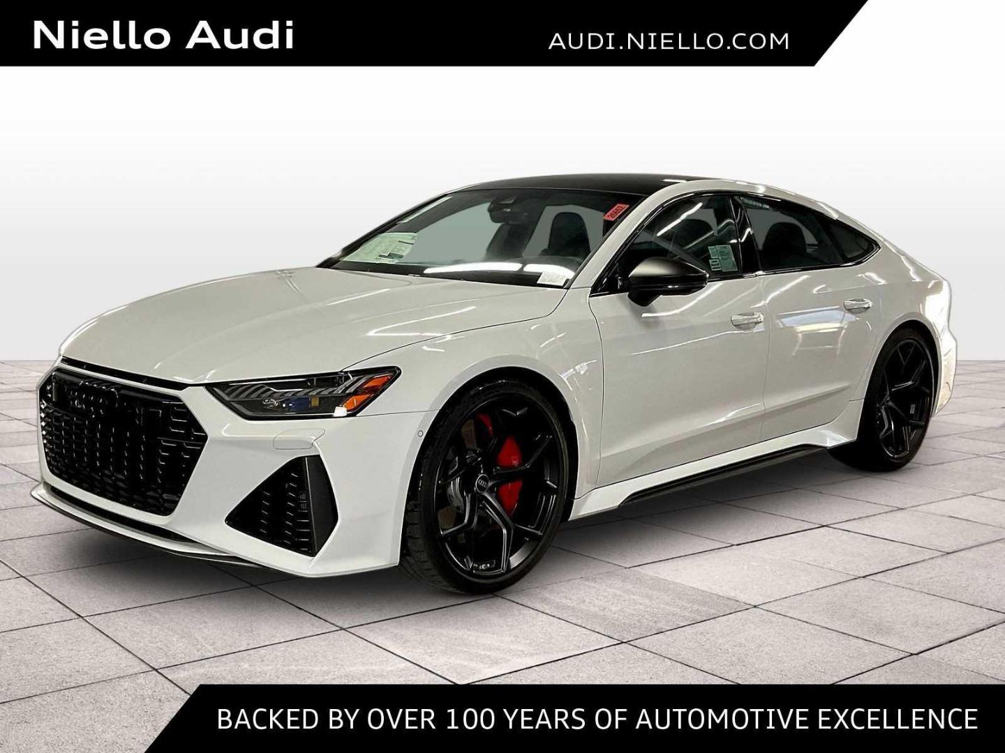 2025 Audi RS7 Performance's photo