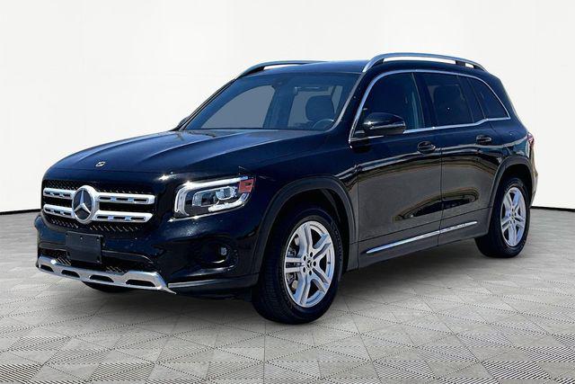 2023 Mercedes-Benz GLB GLB 250 4MATIC's photo