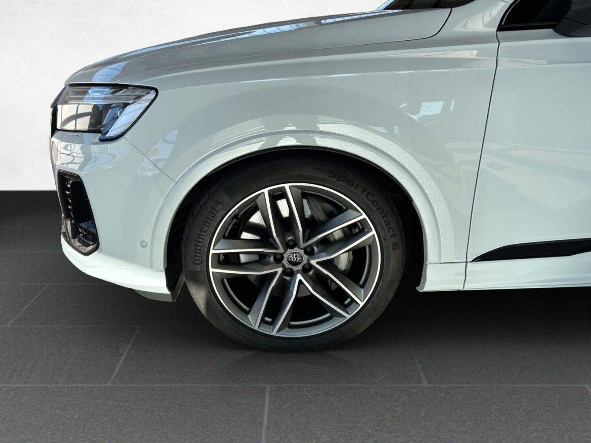 Audi Q7 SUV TFSI e S line