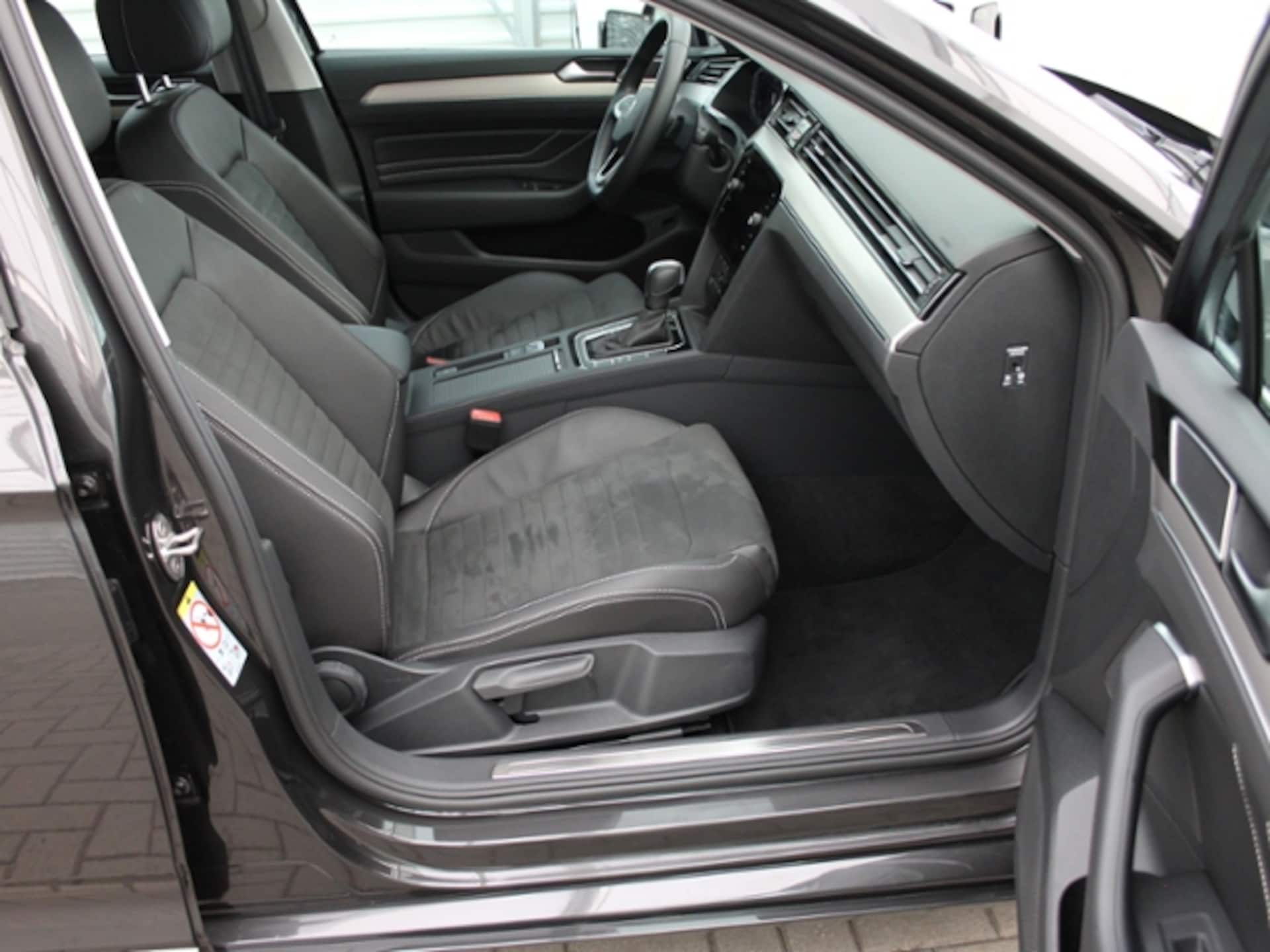 Volkswagen Passat Variant Elegance