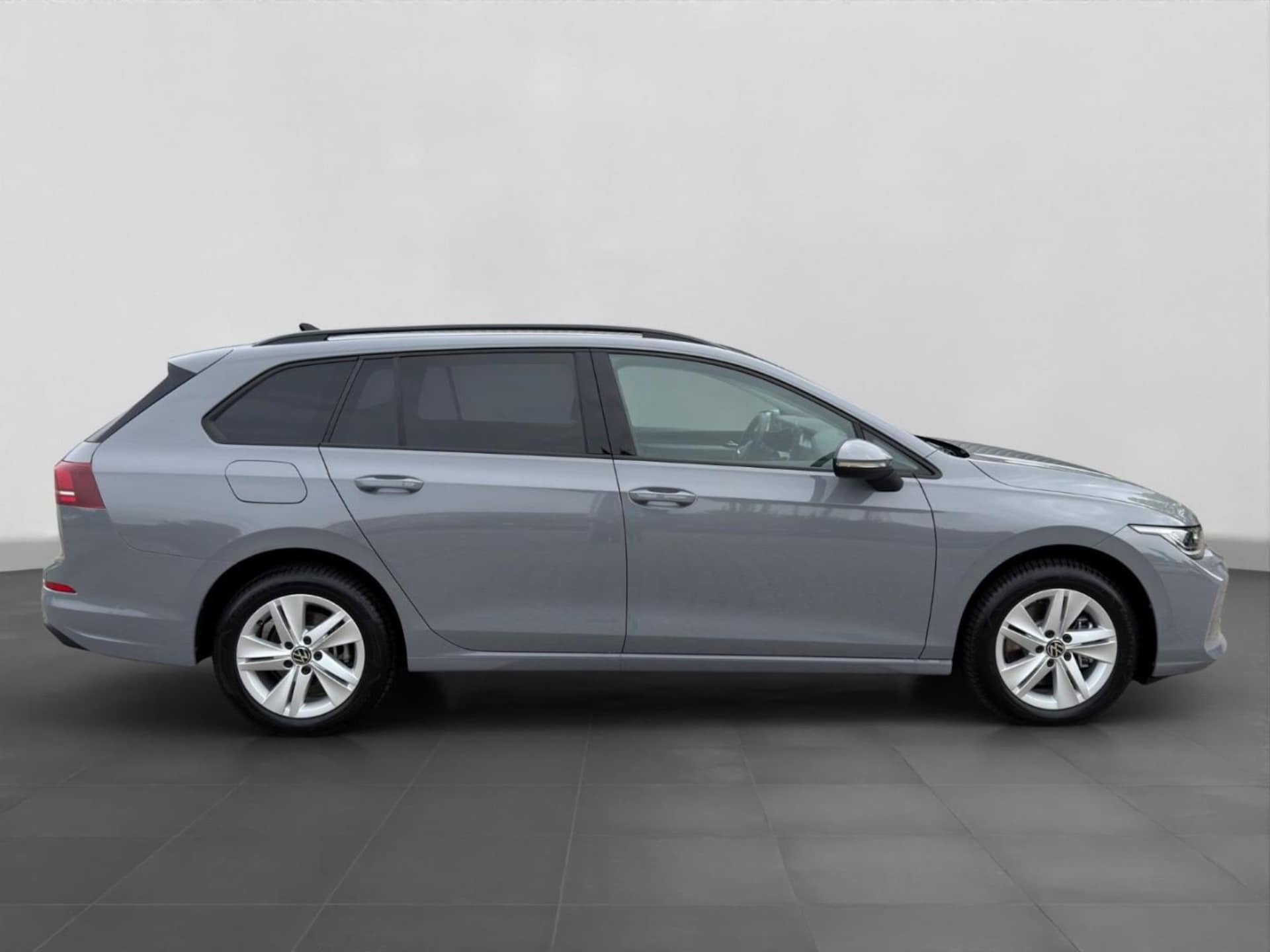 Volkswagen Golf Variant Life