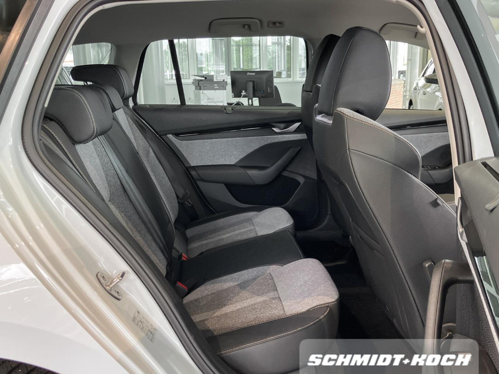 Škoda Octavia Combi – Bild 8