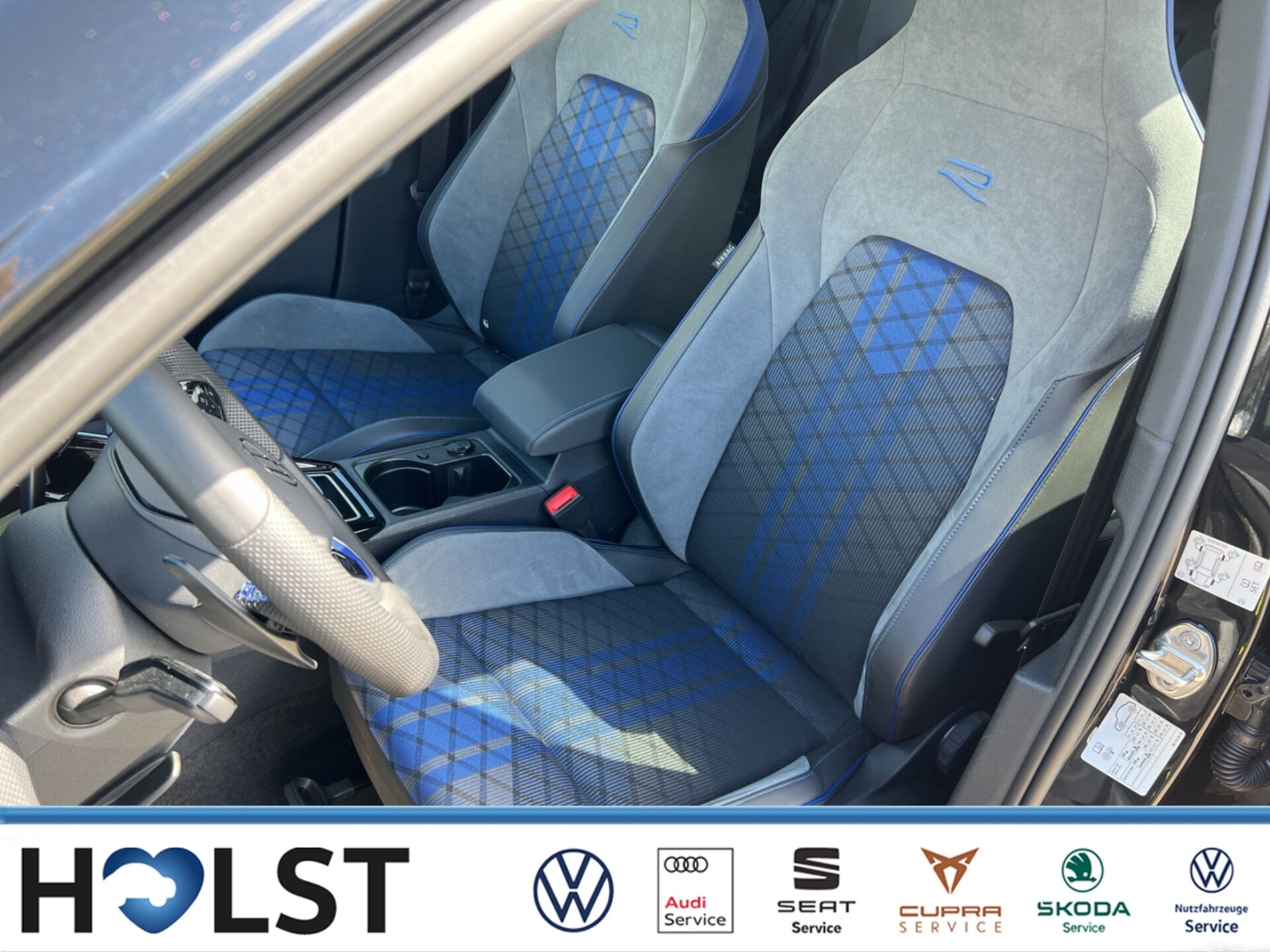 Volkswagen Golf R