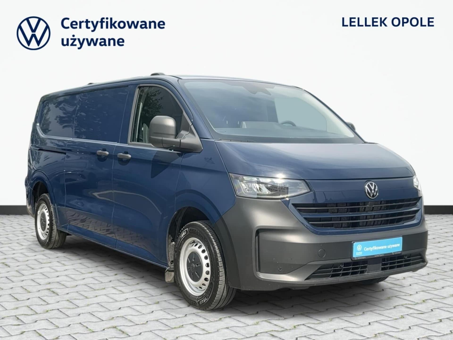 Volkswagen Transporter Furgon długi rozstaw osi