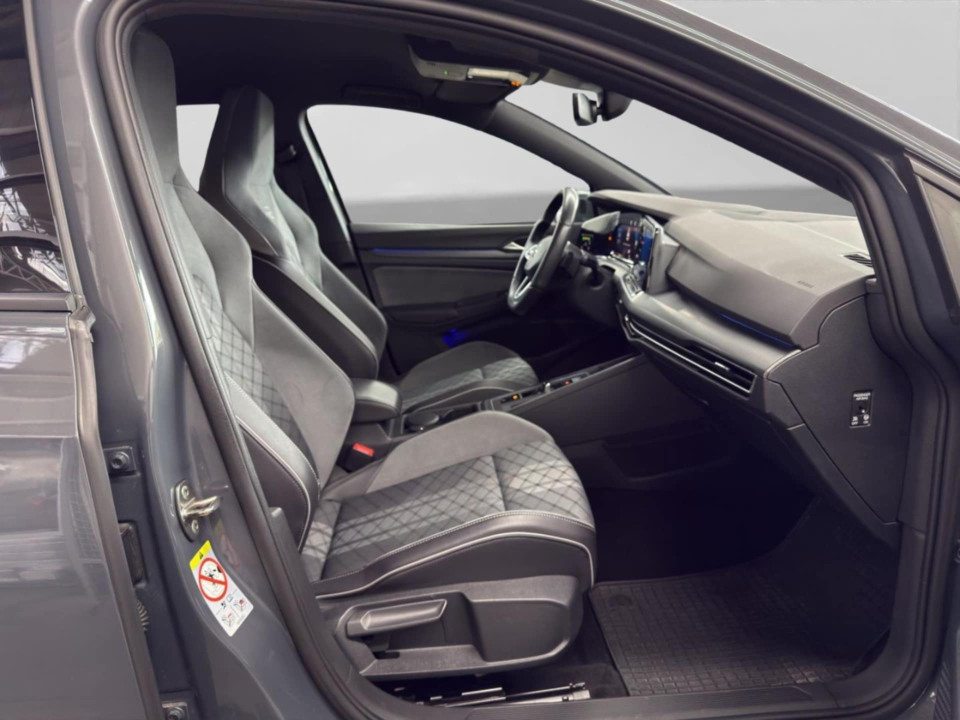 Volkswagen Golf Variant R-Line