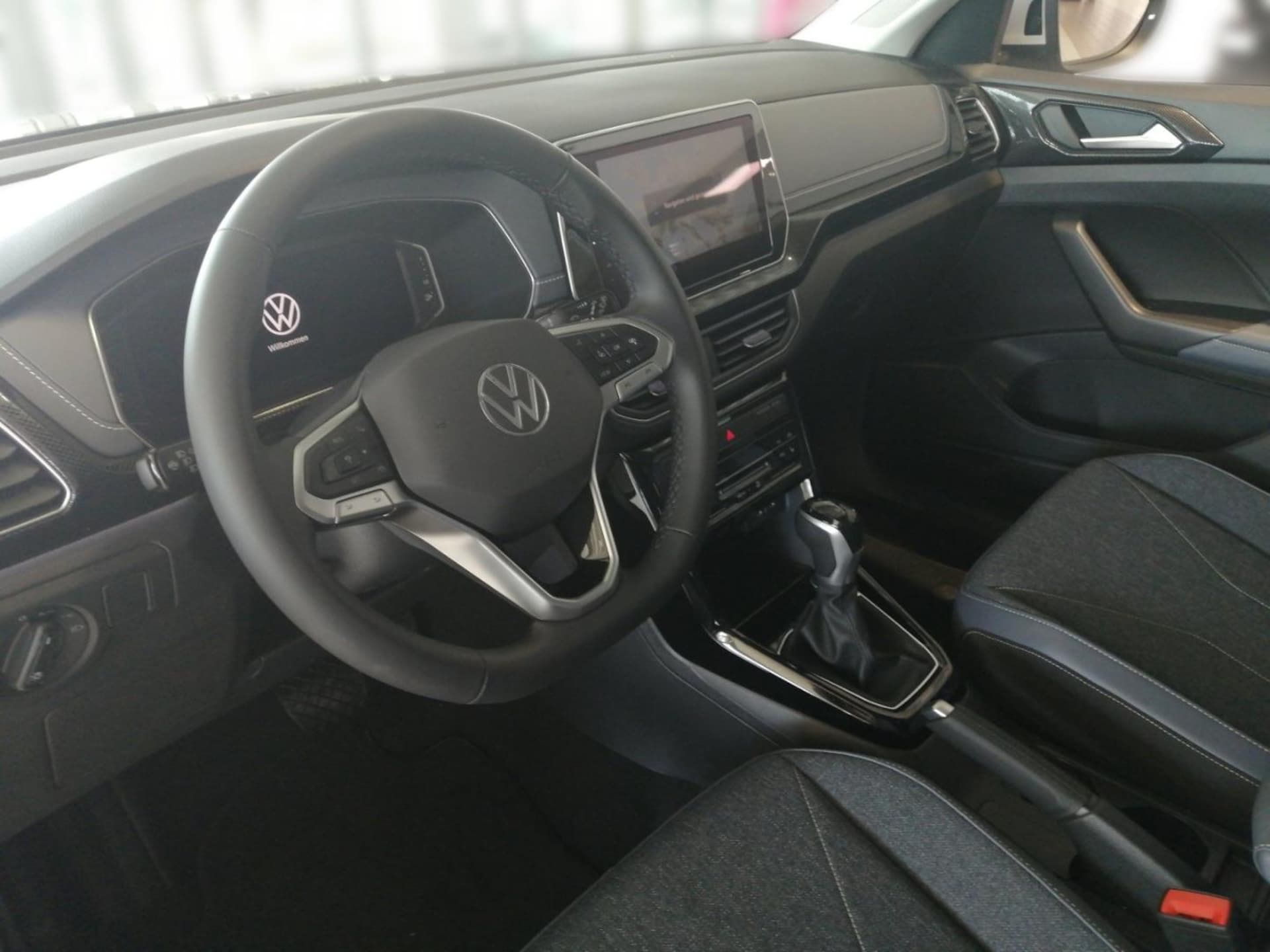 Volkswagen T-Cross Style