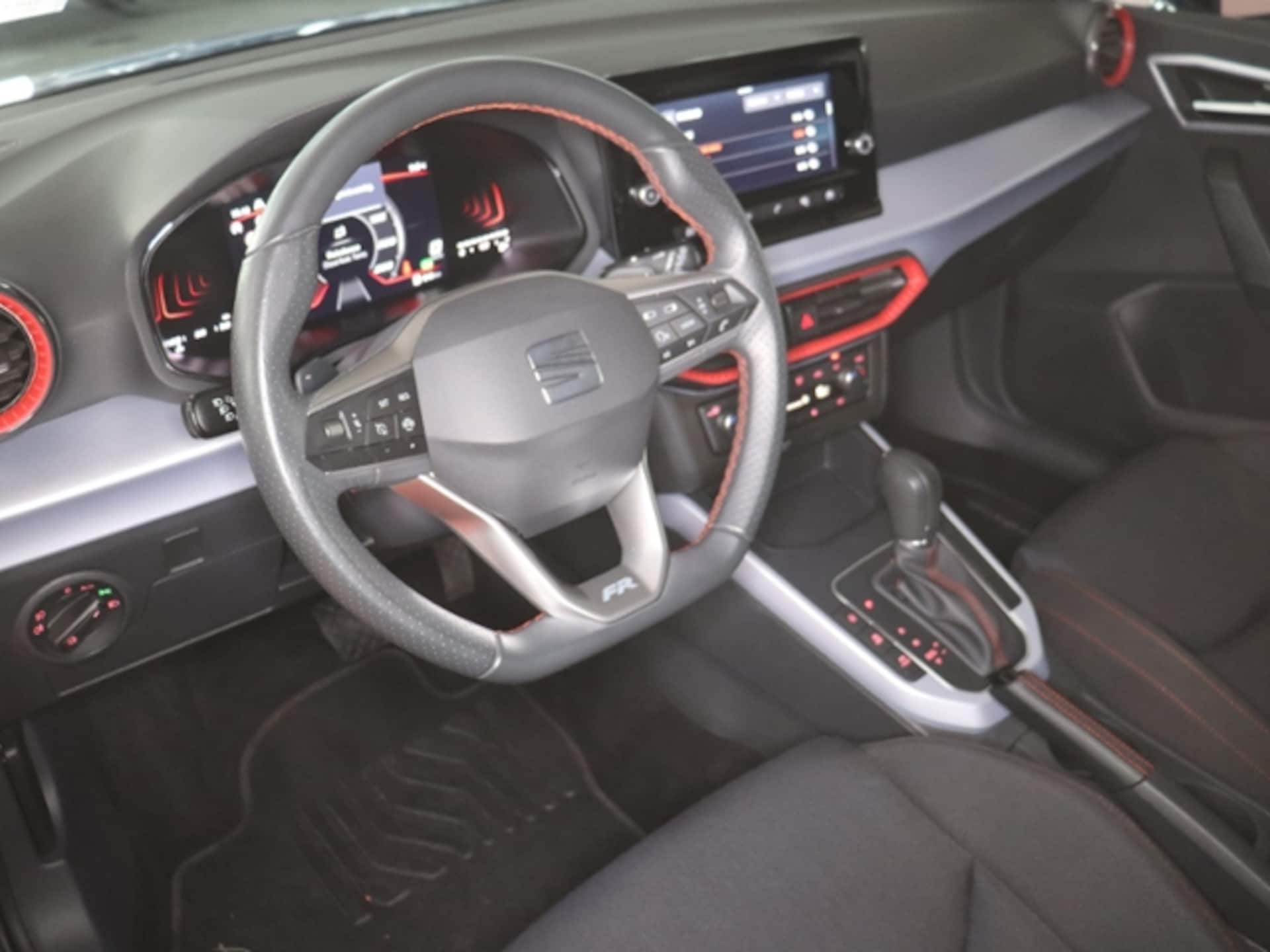 SEAT Arona FR