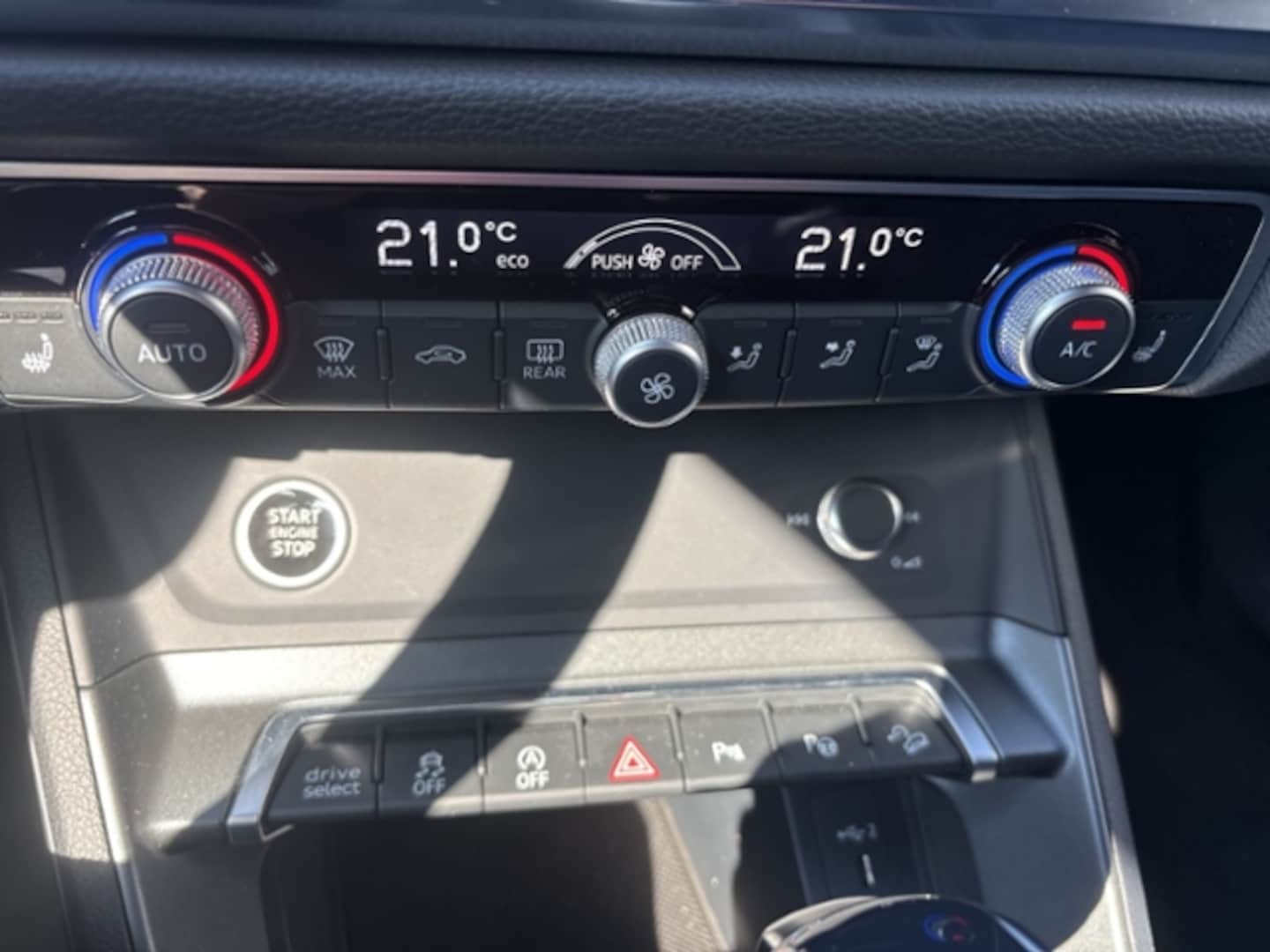 Bild über Audi Q3 Sportback TDI 110 kW S tronic - für weitere Informationen kontaktieren Sie den Audi Partner