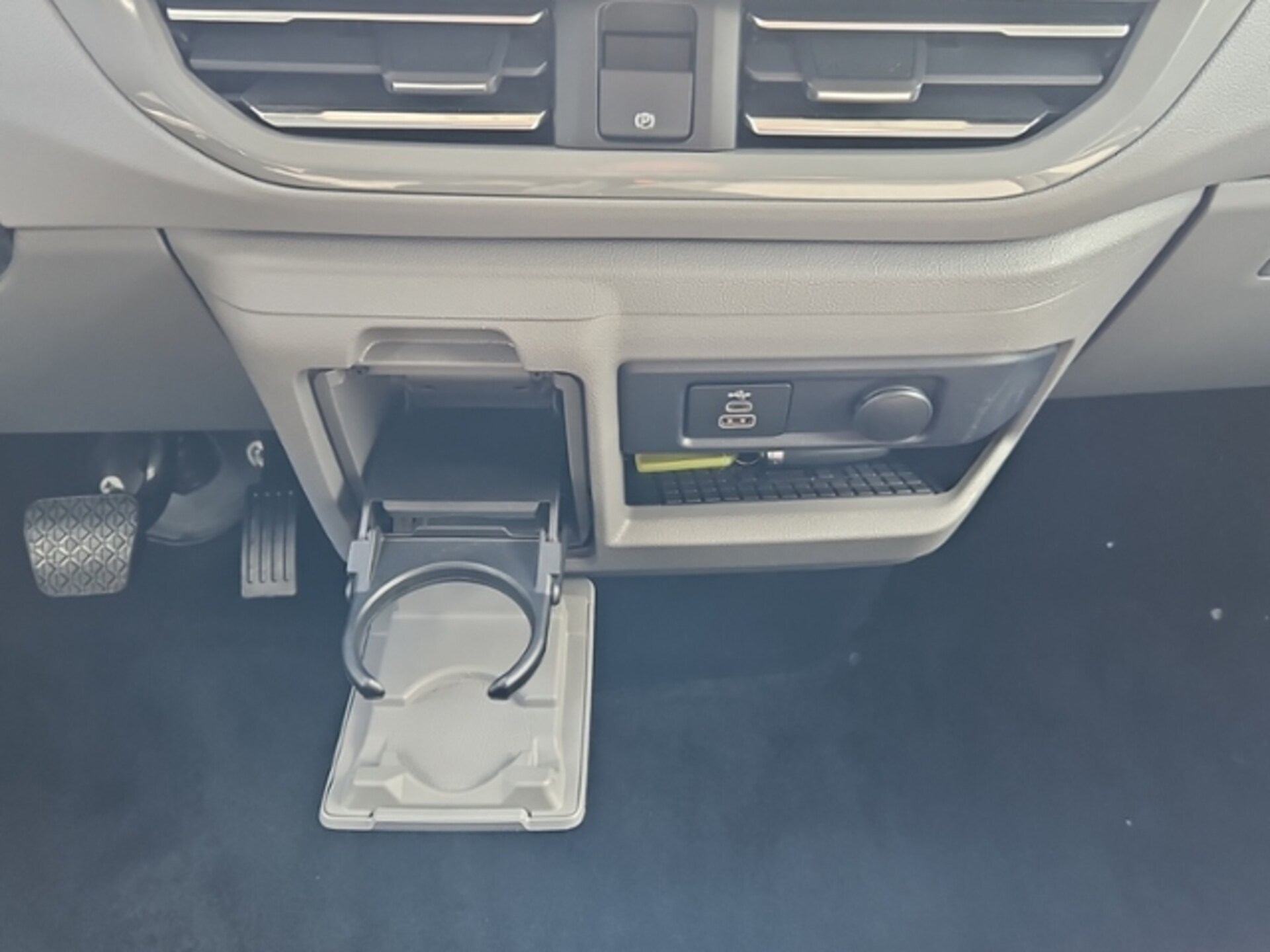 Volkswagen Caravelle Style