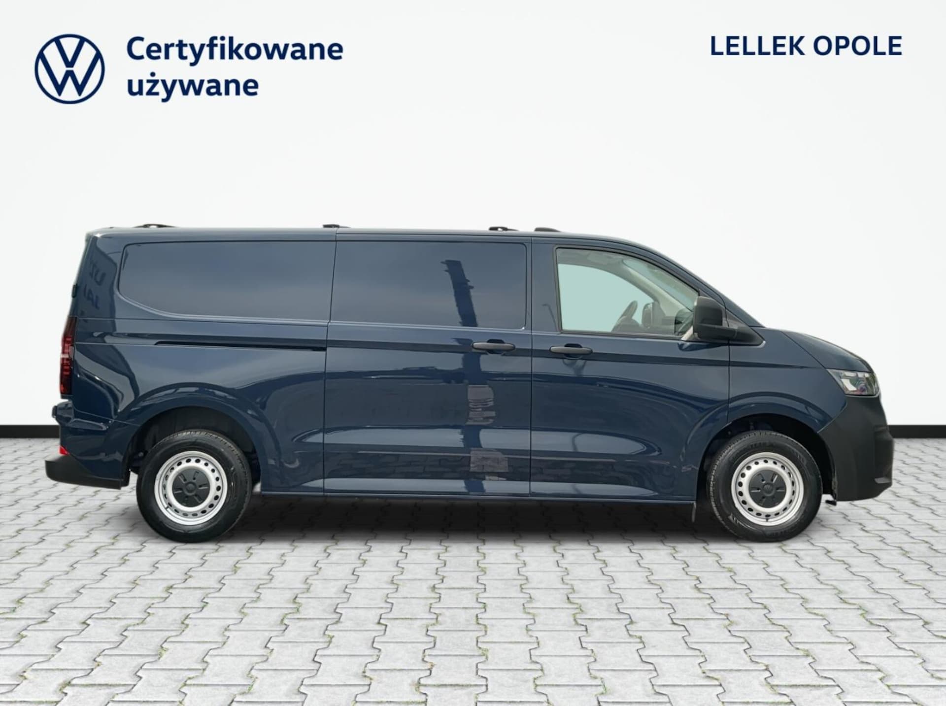 Volkswagen Transporter Furgon długi rozstaw osi