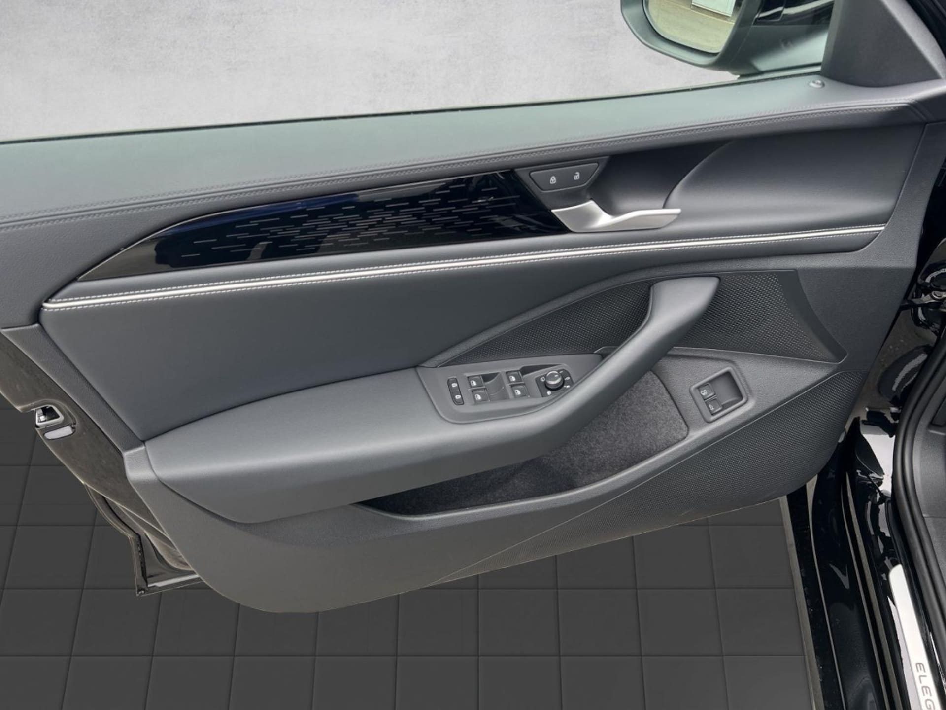 Volkswagen Passat Elegance