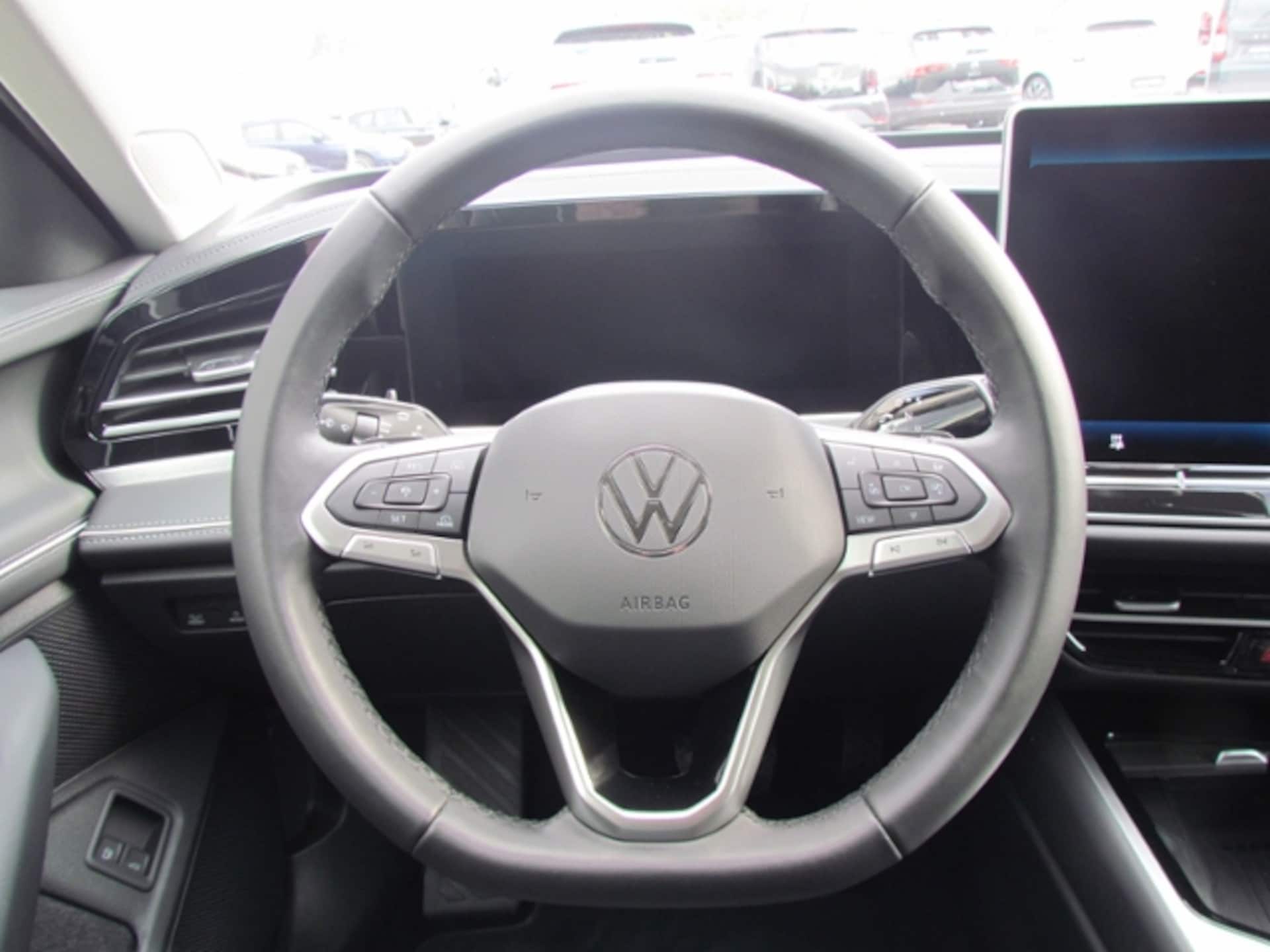 Volkswagen Passat Elegance