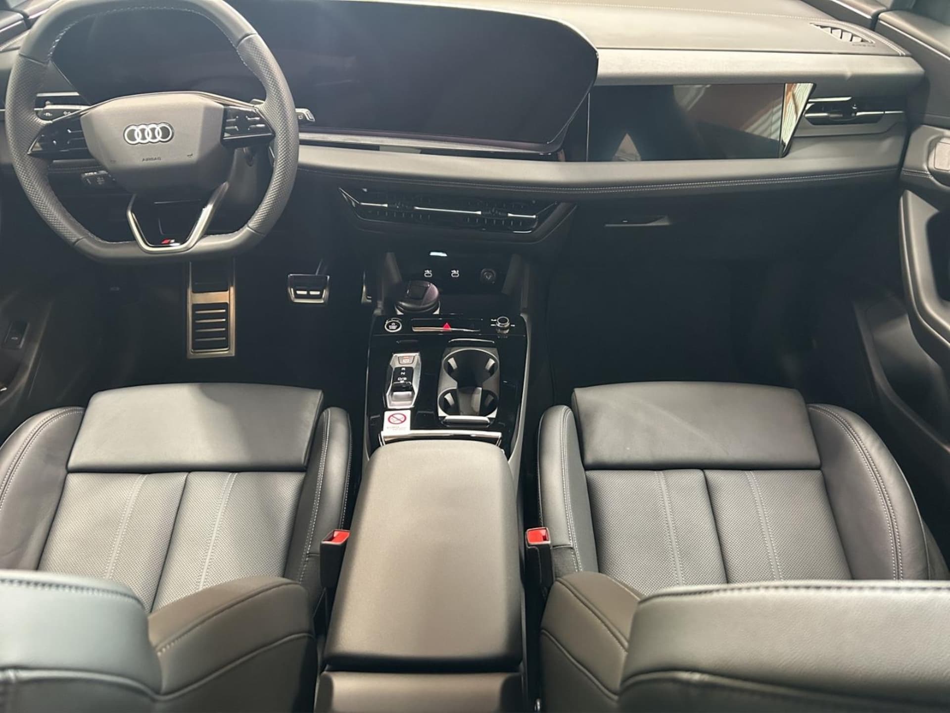 Audi Q6 SUV e-tron edition one