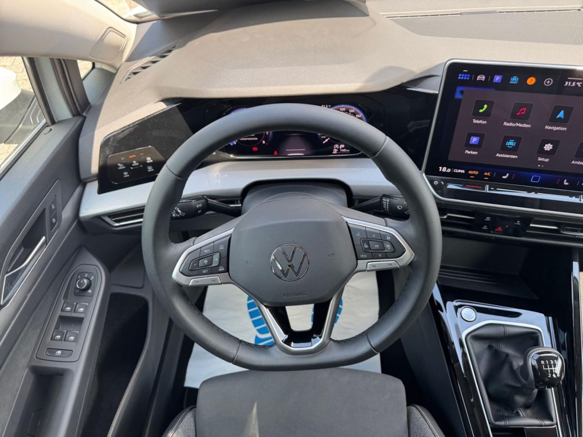 Volkswagen Golf Style