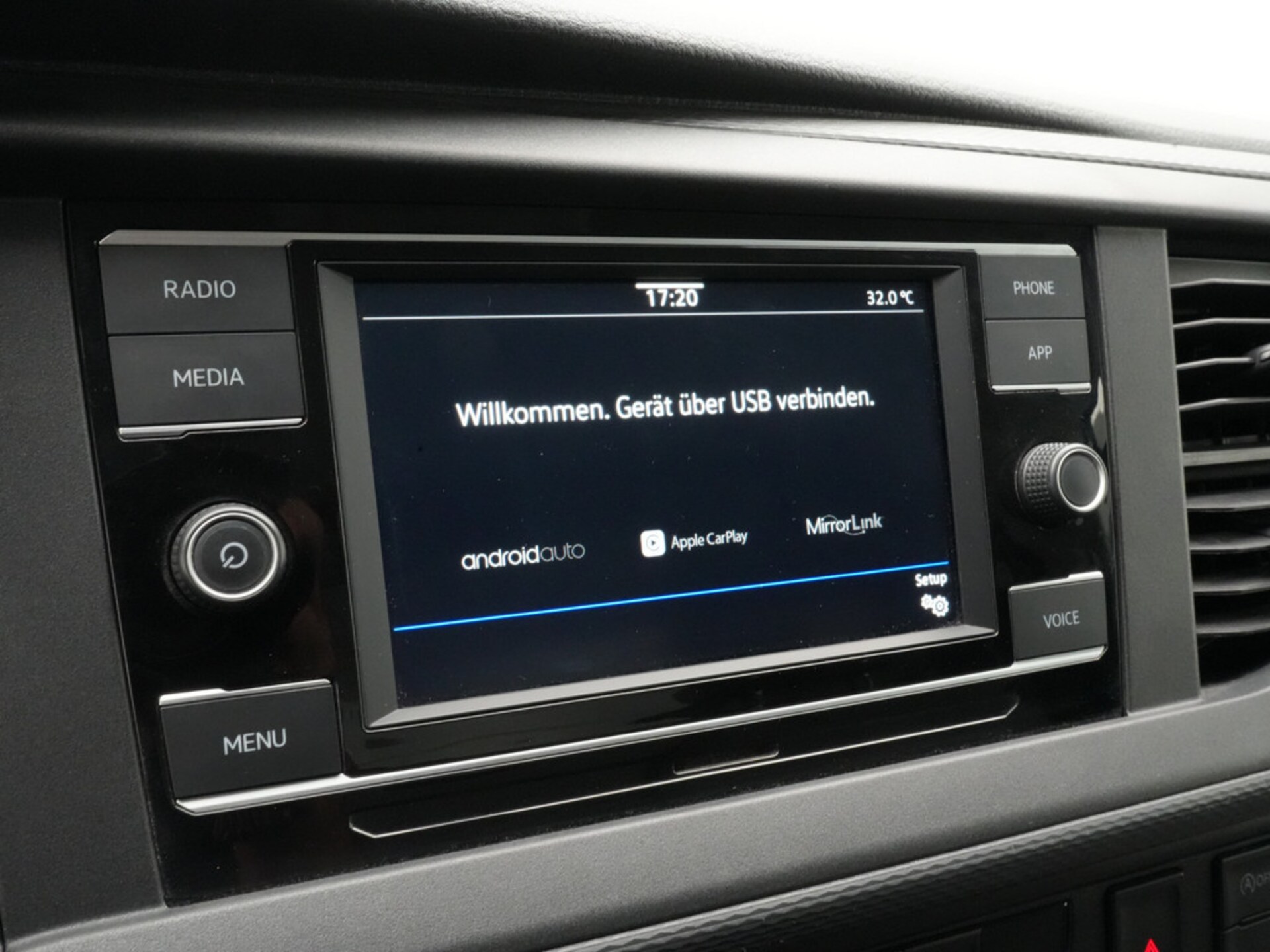 Volkswagen T6.1 Transporter Kasten langer Radstand