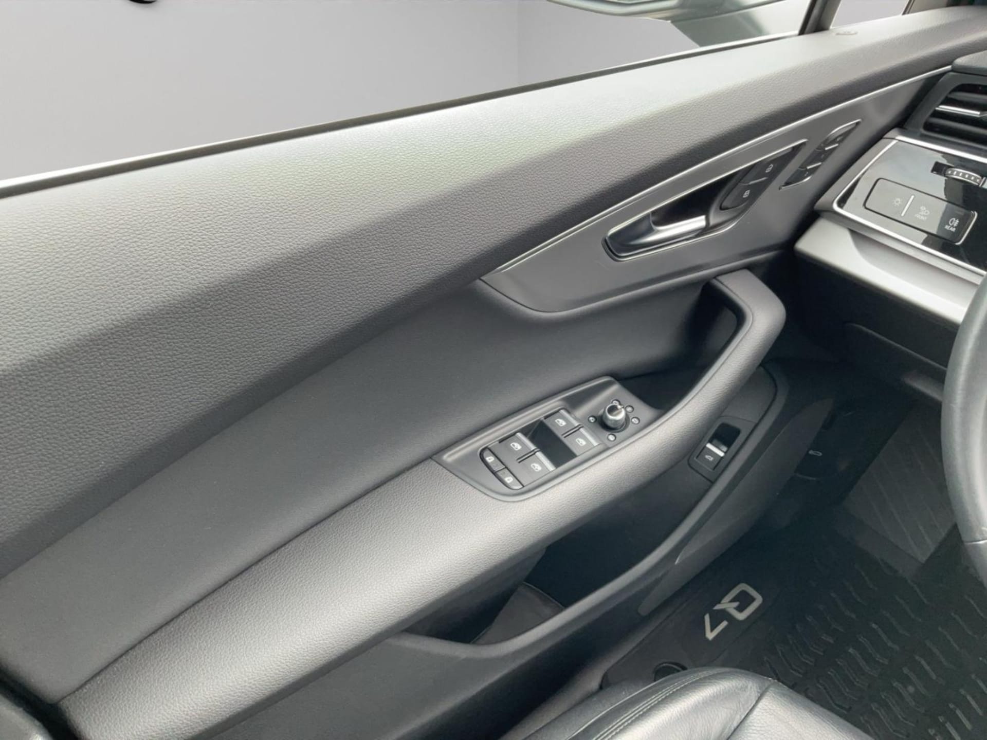 Audi Q7 SUV S line