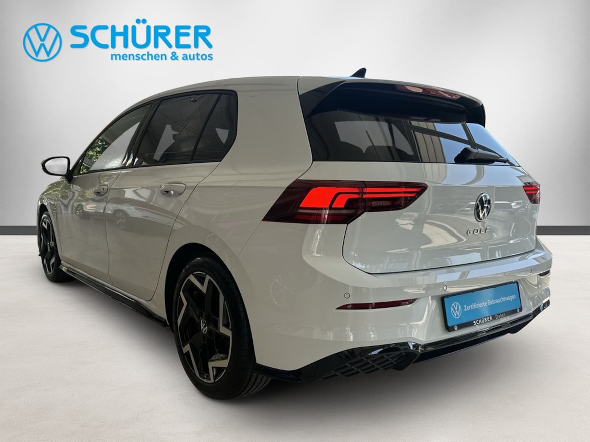 Volkswagen Golf R-Line